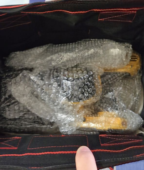 DeWalt Hammer drill DC 925 with charger, battery, and handheld stick