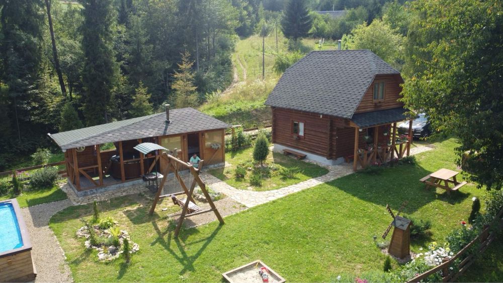 Відпочинок в Карпатах "ВИСОКИЙ БЕРЕГ "будинок, Чан,басейн,баня.