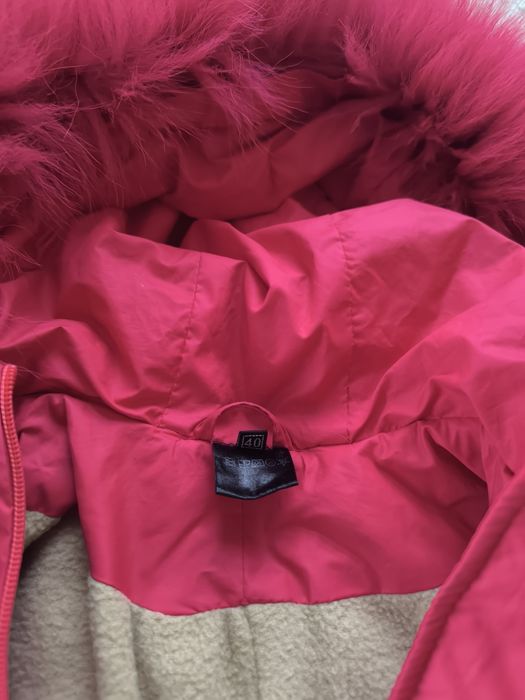 Курточка на дівчинку 140