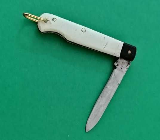 Canivete antigo cabo preto e branco