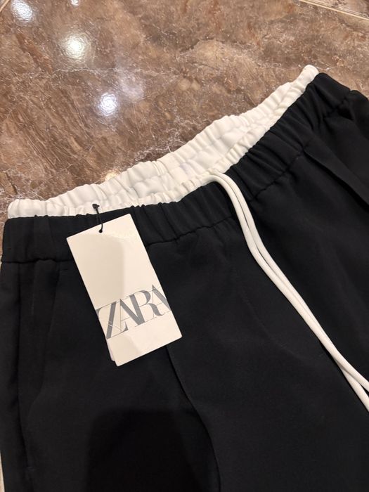 Жіночі брюки Zara