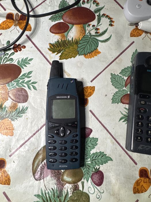 Телефон ERICSSON R320s: 500 грн. - Мобильные телефоны / смартфоны Дзюбы ...