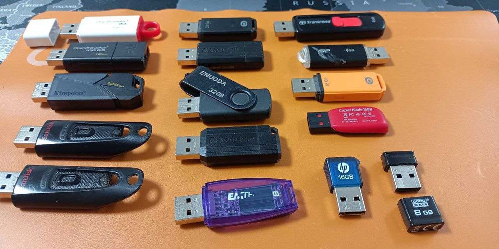 USB флеш накопитель  3.2-3.0-2.0/ 128-32-16-8-4GB.