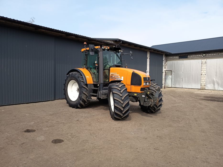 Renault Ares 640RZ