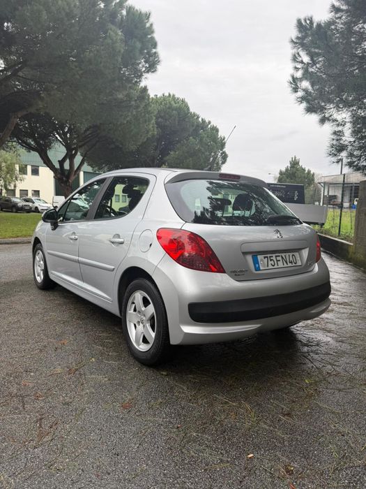 Peugeot 207 1.4 hdi