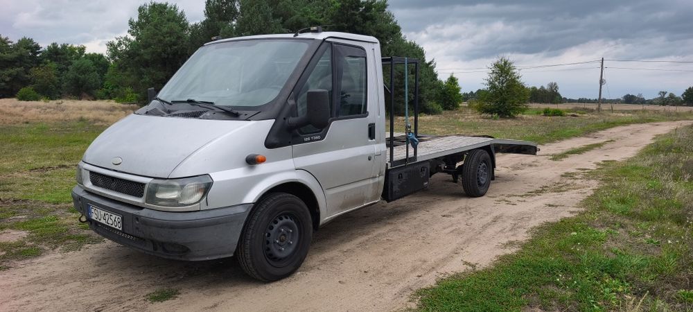 Wynajem lawety Ford Transit z klimą