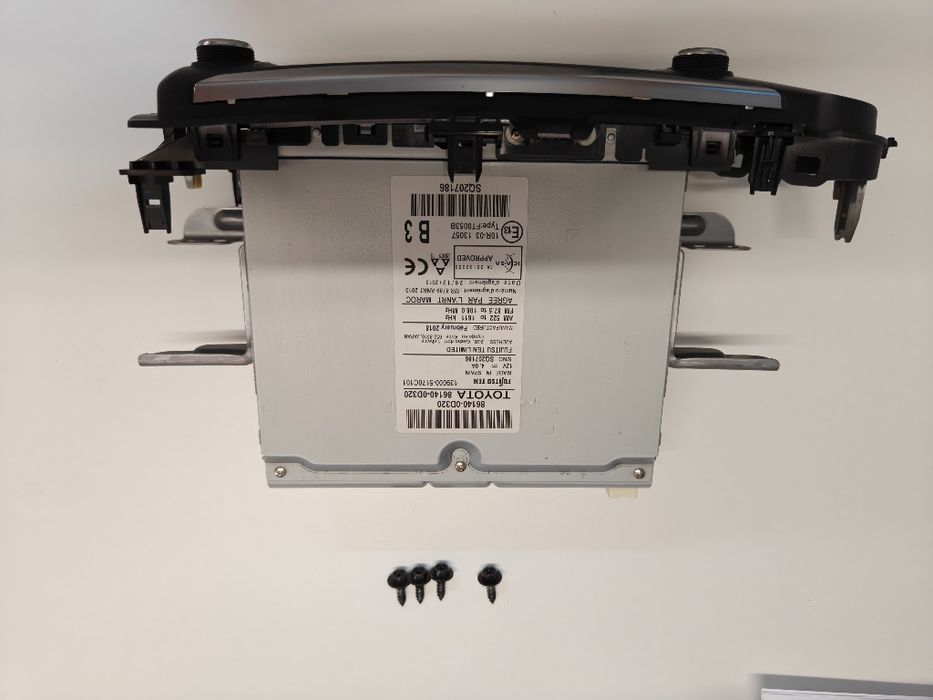 Rádio Multimédia Touch 2 Original Toyota Yaris (2017-2020) - Ref: 86140-0D320