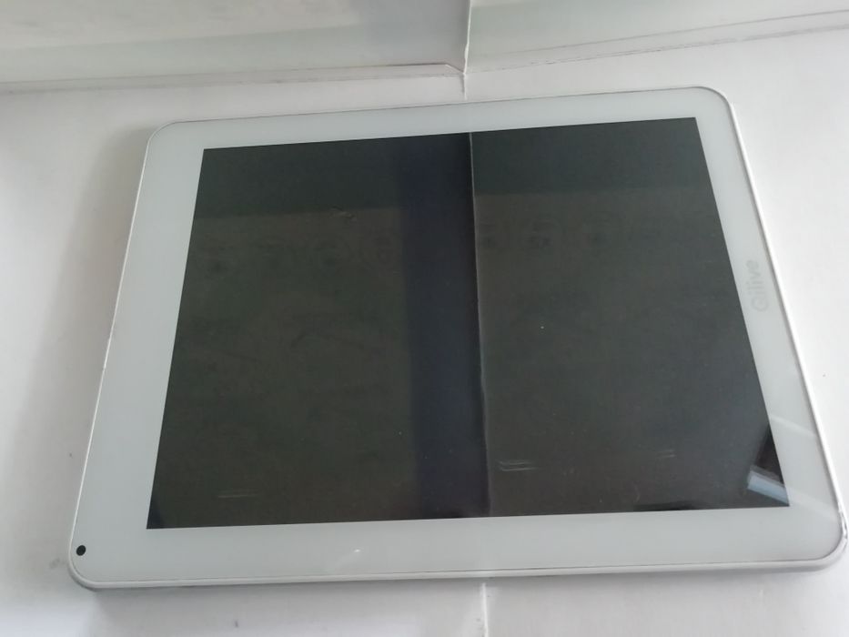 Планшет Qilive AC97BPL  (Yuan 8 дюймов) .