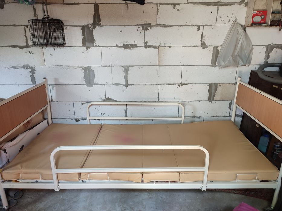 Кровать для лежачих больных