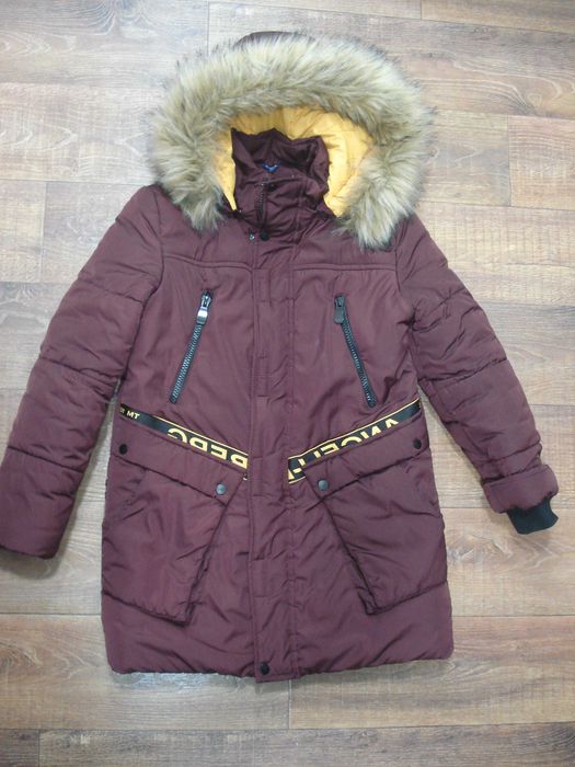 Курточка зимняя удлиненная на подростка