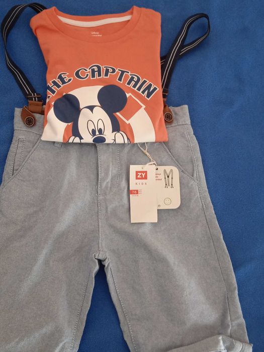 Conjunto rapaz do Mickey