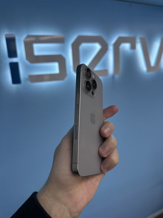 iPhone 16 PRO 128 GB BATERIA 98% GWARANCJA 12 miesiecy !!!