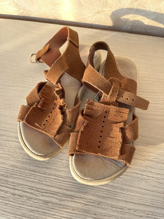 Босоніжки zara, тапочки, сандалі