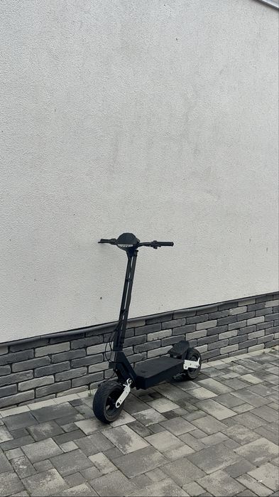 Продам kukirin g4