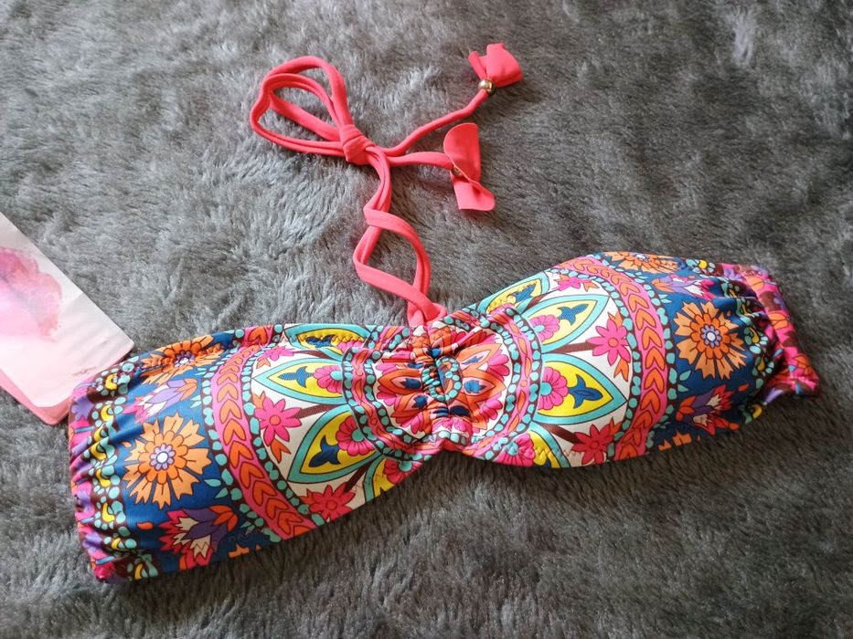 Góra od bikini Kolorowe ornamenty