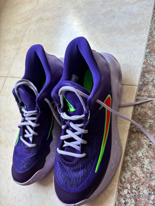 Nike Giannis  Immortallity Roxo/Lilás- excelente estado