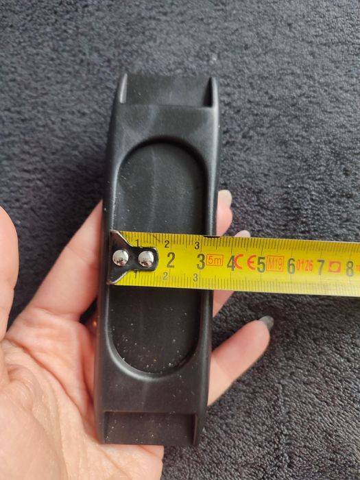 Naramiennik plastikowy 30 mm CZARNY do torby podróżnej