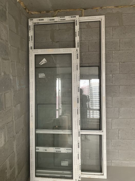 Склянна перегородка Rehau , з энергозберігаючими склопакетами