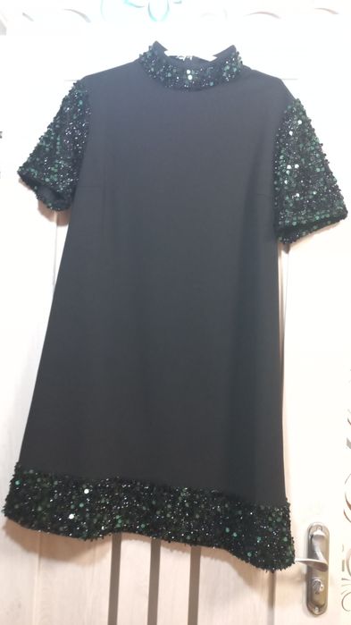 Красивое чёрное платья( вечернее)