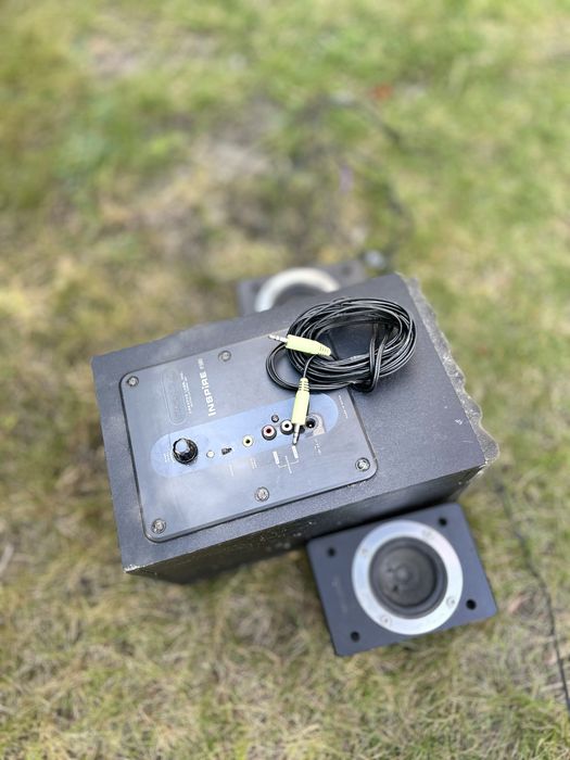 Glosniki Creative 2.1