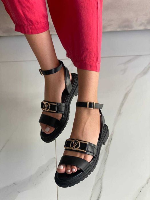 Сандалі Louis Vuitton Black босоніжки