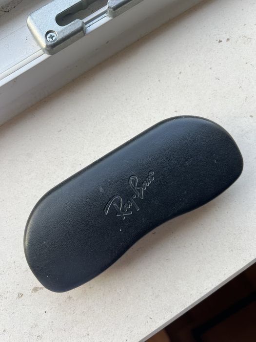Óculos Ray-Ban com Caixa