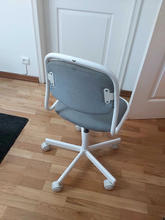 Cadeira secretária para criança IKEA