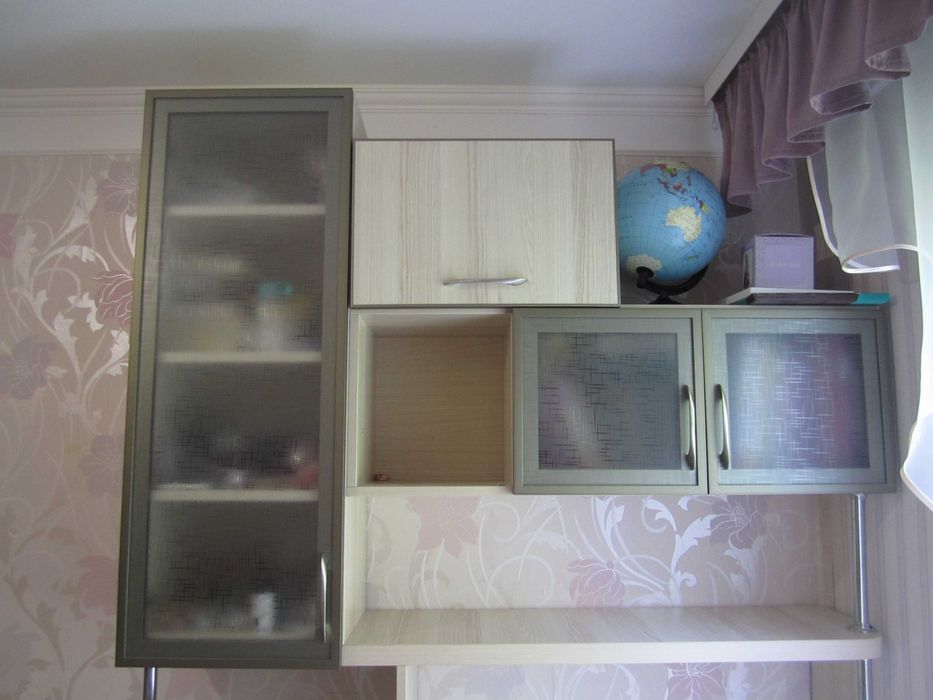 стол письменный для школьника