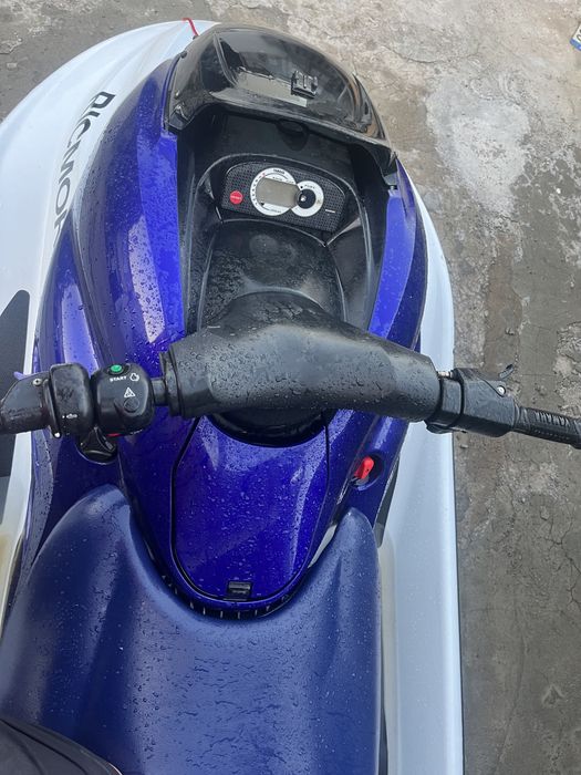 Mota de água gp1200r waverunner