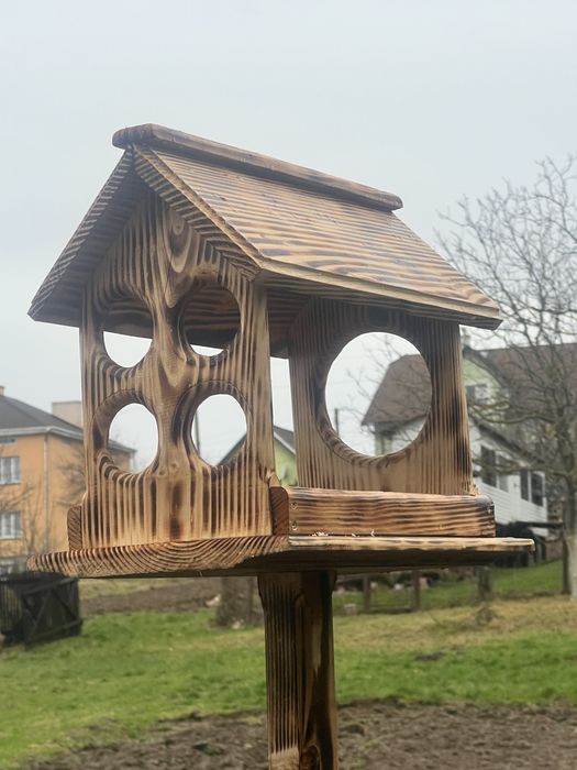 Годівниця для птахів