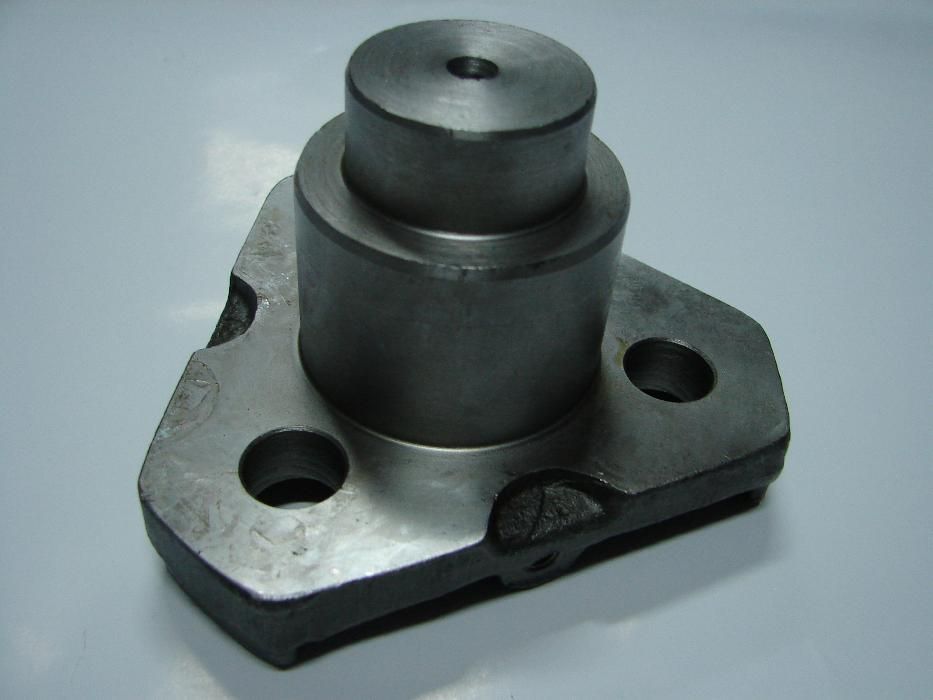 Case 5140 maxxum sworzeń zwrotnicy czop