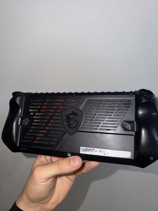 Msi claw a1m.