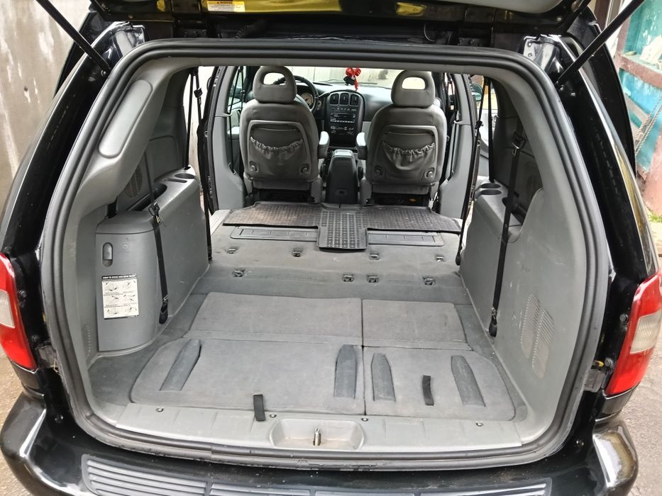 Chrysler gr.voyager 2006 год