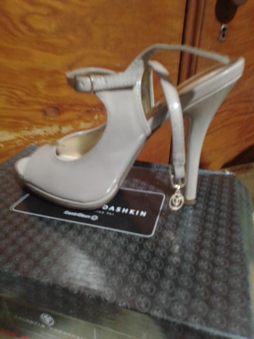 Босоножки женские 38р