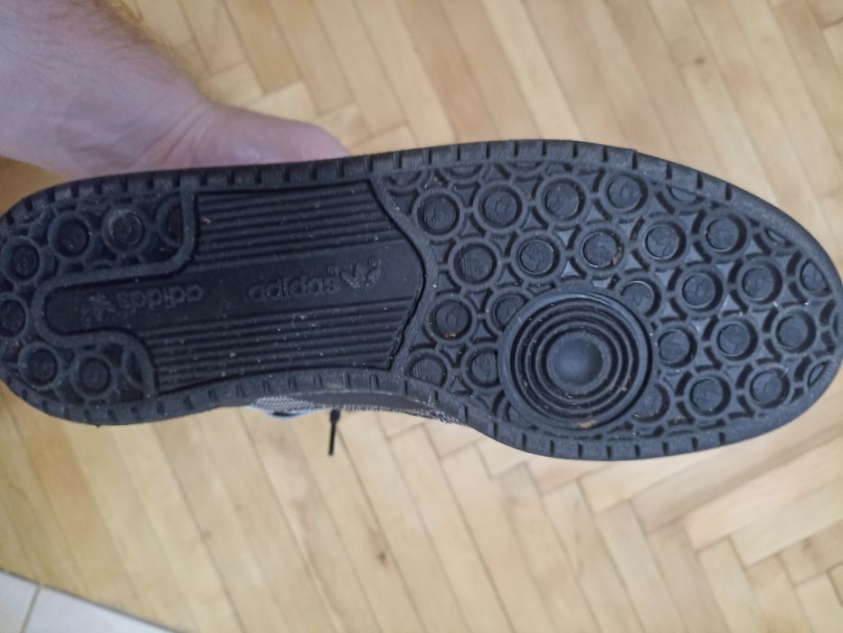 Adidas Forum mid