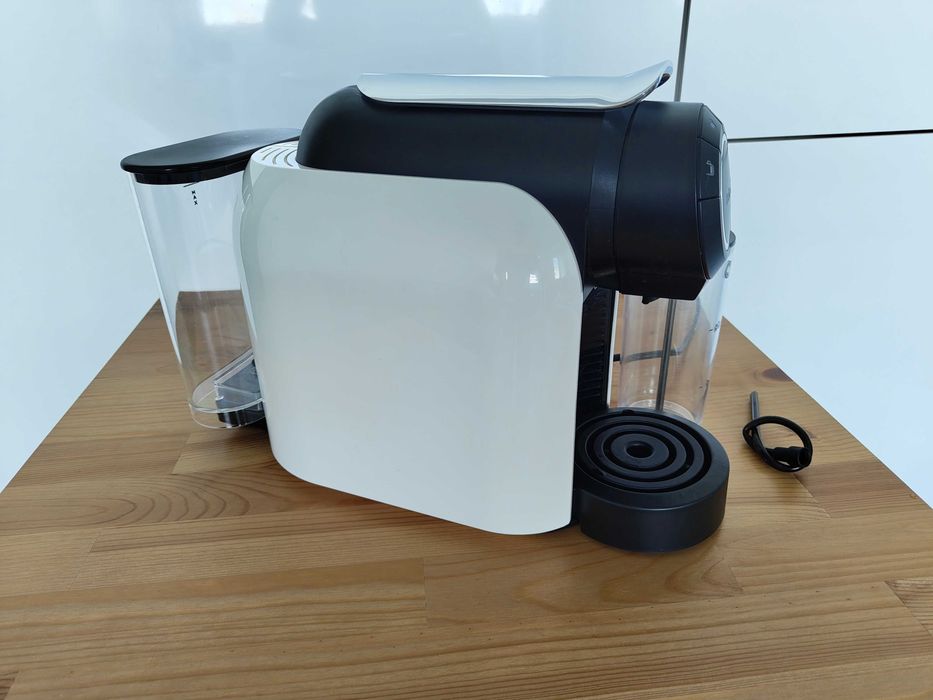 Máquina de Café Cápsulas Delta Q MilkQool Evolution