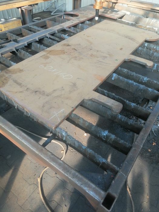 Blacha kawałkowa,stal czarna od 7mm do 120mm transport