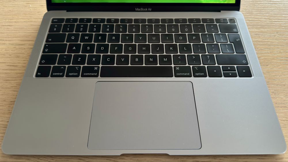 MacBook Air 13” - Model 2018 r. A1932 SSD 128GB Core i5