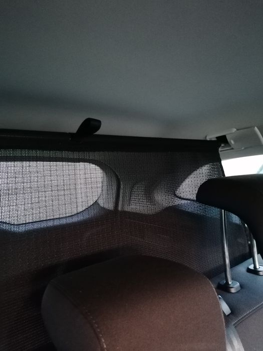 Siatka grodziowa/roleta do Forda Focusa kombi Mk3 z 2017r