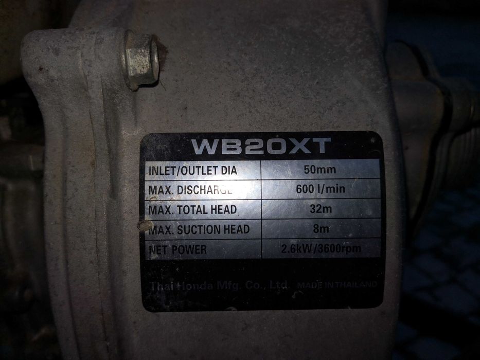 Motobomba Honda WB20XT