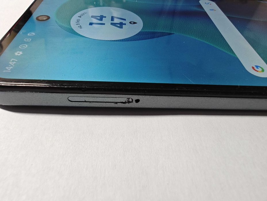 Motorola Moto G 5G 2024 6.6" 128GB 4+4GB не работает мобильная сеть