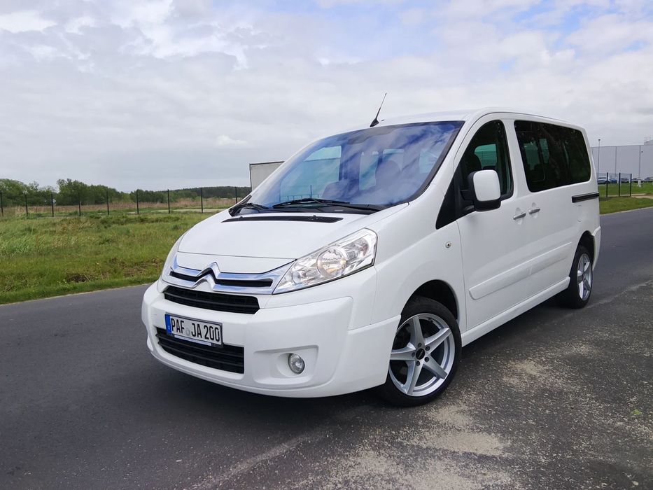 Citroën Jumpy 2.0Hdi:2015 rok:Klimatronik: 8osobowy:Hak:Navi:Exlusive
