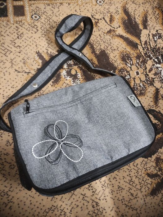 Продам сумочку на детскую коляску