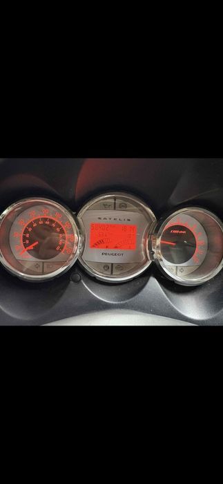 Skuter Peugeot Satelis 125