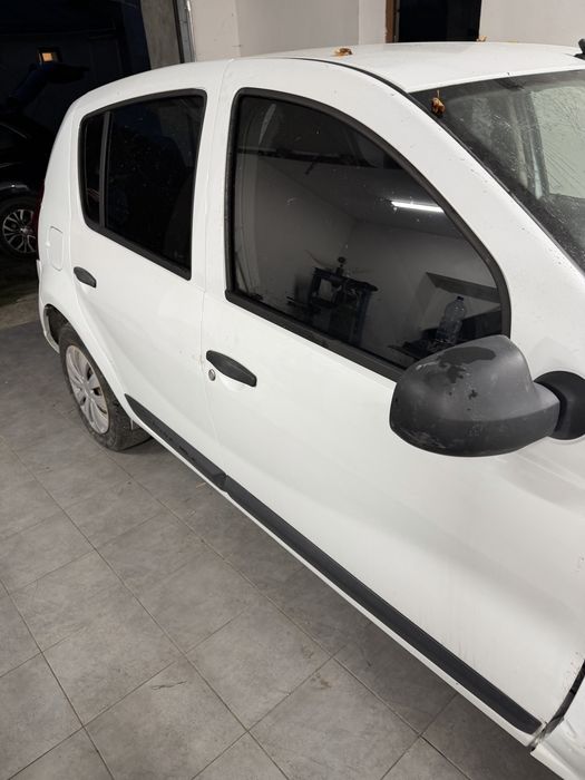 Розбірка Renault-Dacia Sandero1 Сандеро1 1.2 16v бензин(D4F734) КПП JH3077