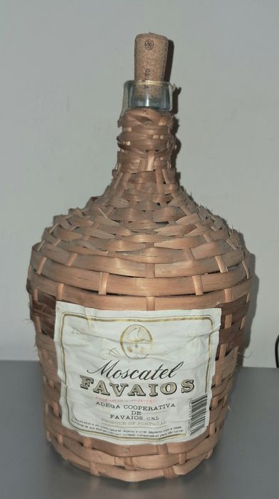 Garrafão antigo, vazio