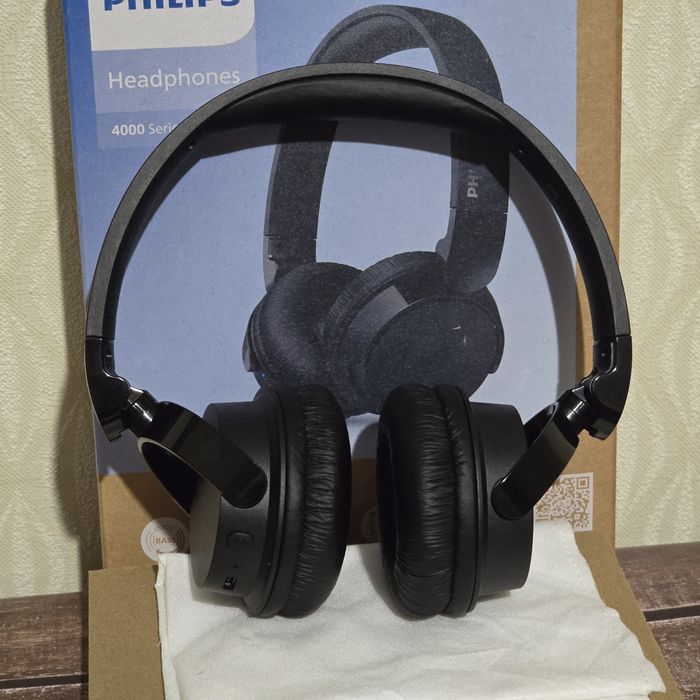 Навушники Philips TAH4209