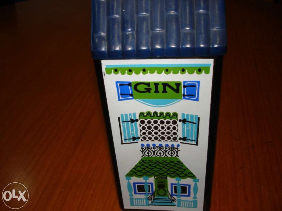 Garrafa de vidro Gin antiga e rara