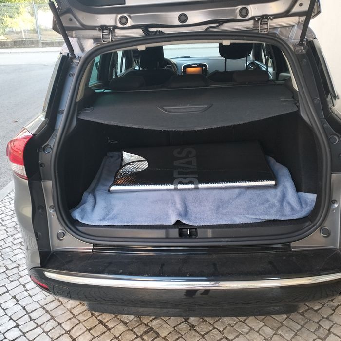 Veículo Renault Clio ST 1.5 DCI limited