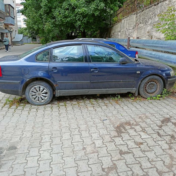 Wolkswagen B5 на польських номерах